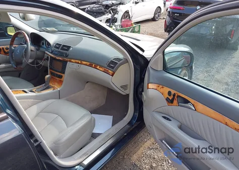 2006 Mercedes-Benz E 500 4Matic z USA, uszkodzony, nr VIN WDBUH83J66X189510